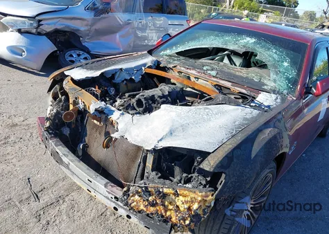 2014 Chrysler 300 300S z USA, uszkodzony, nr VIN 2C3CCABT9EH100834